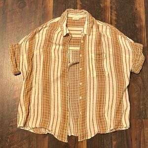 En Crème button up size M